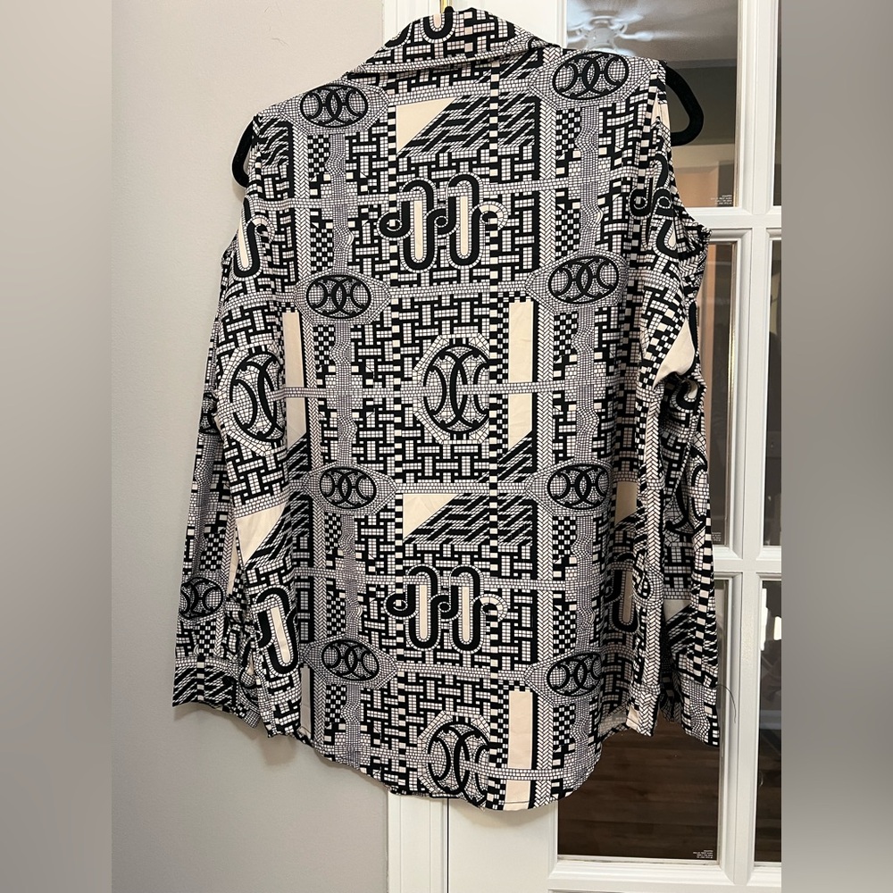 AZI New York button down cold shoulder Black and White shirt size S EUC - Picture 2 of 6